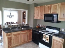 Kitchen half-wall detail